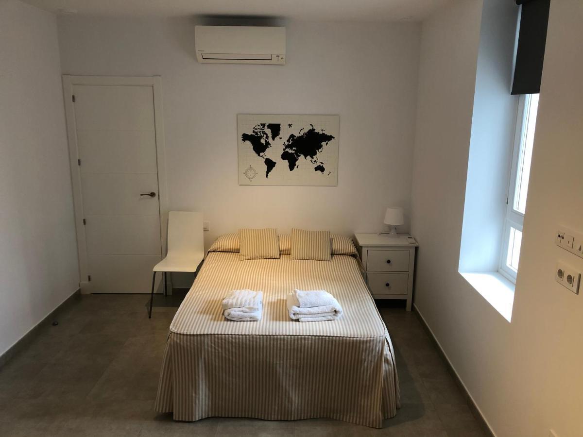 Gran Teatro Falla-la Caleta Apartment *